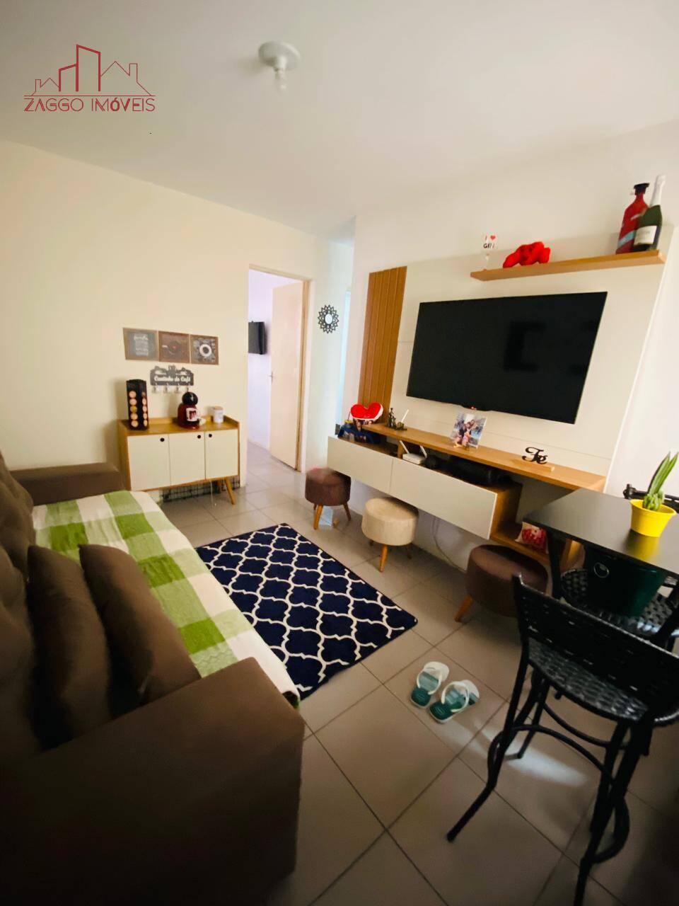 Oportunidade - Venda - Apartamento em Embu das Artes - 2 Dorm - 1 Vaga.