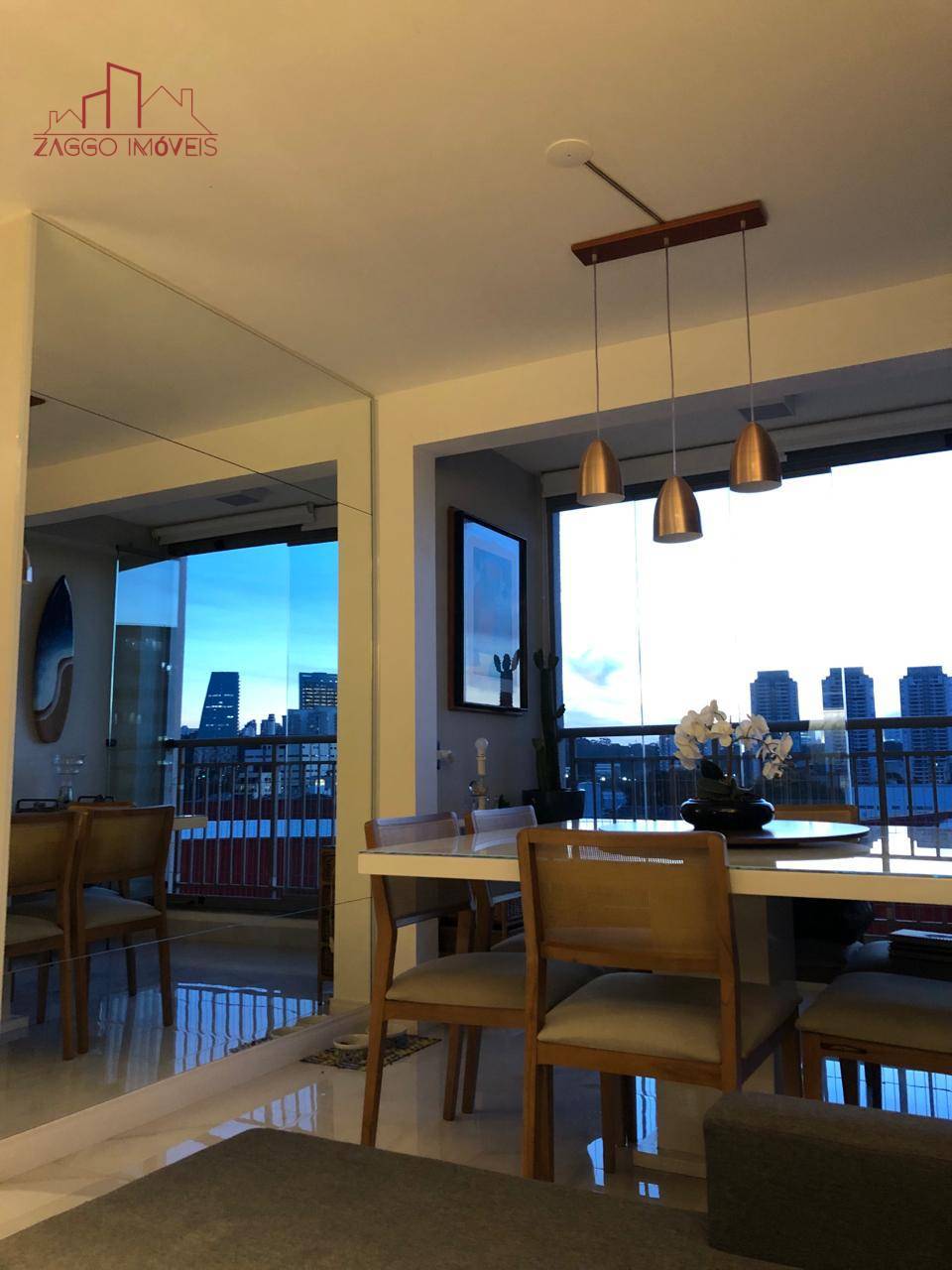 Apartamento de 71m²  02 dorms sendo 01 suite e 01 vaga