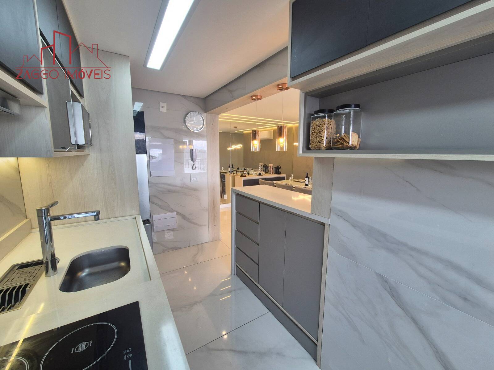 Lindo Apartamento no Condomínio Monumento Sao Paulo