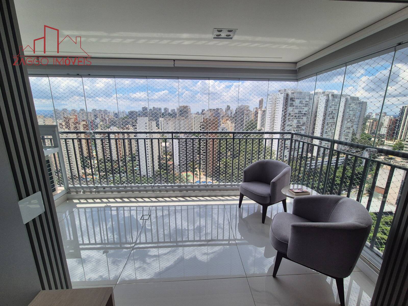Lindo Apartamento no Condomínio Monumento Sao Paulo