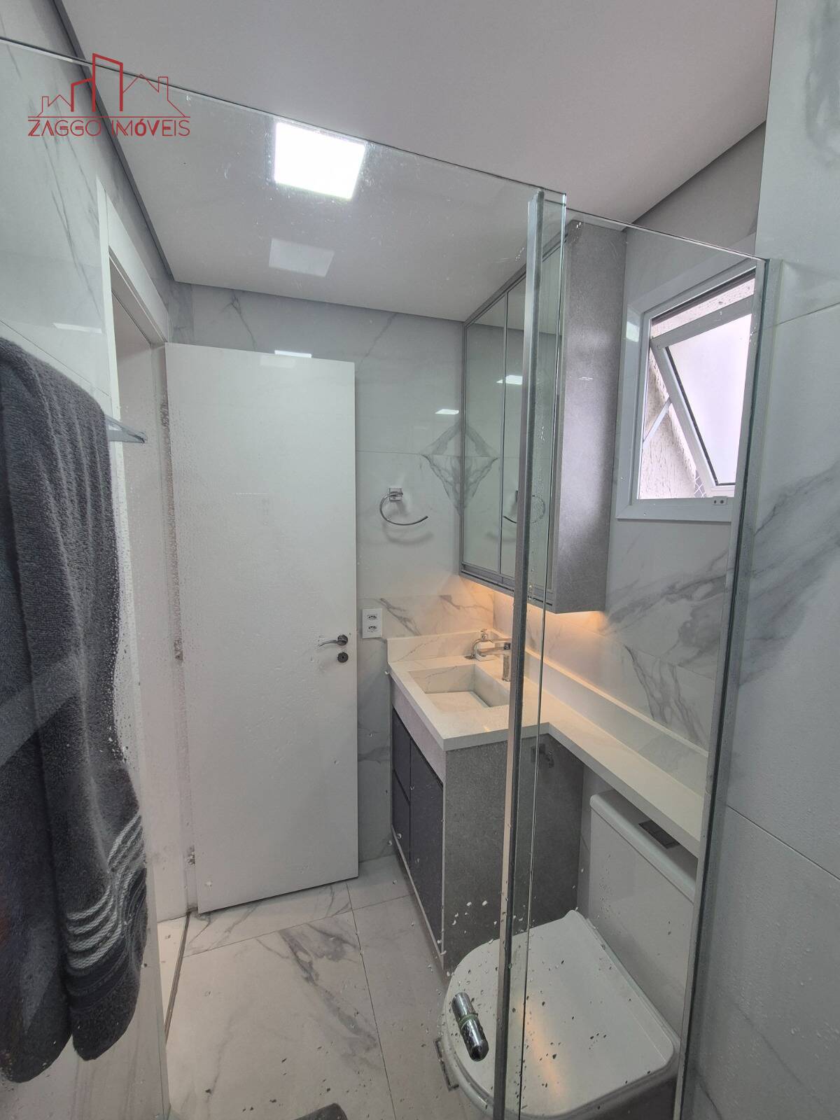 Lindo Apartamento no Condomínio Monumento Sao Paulo