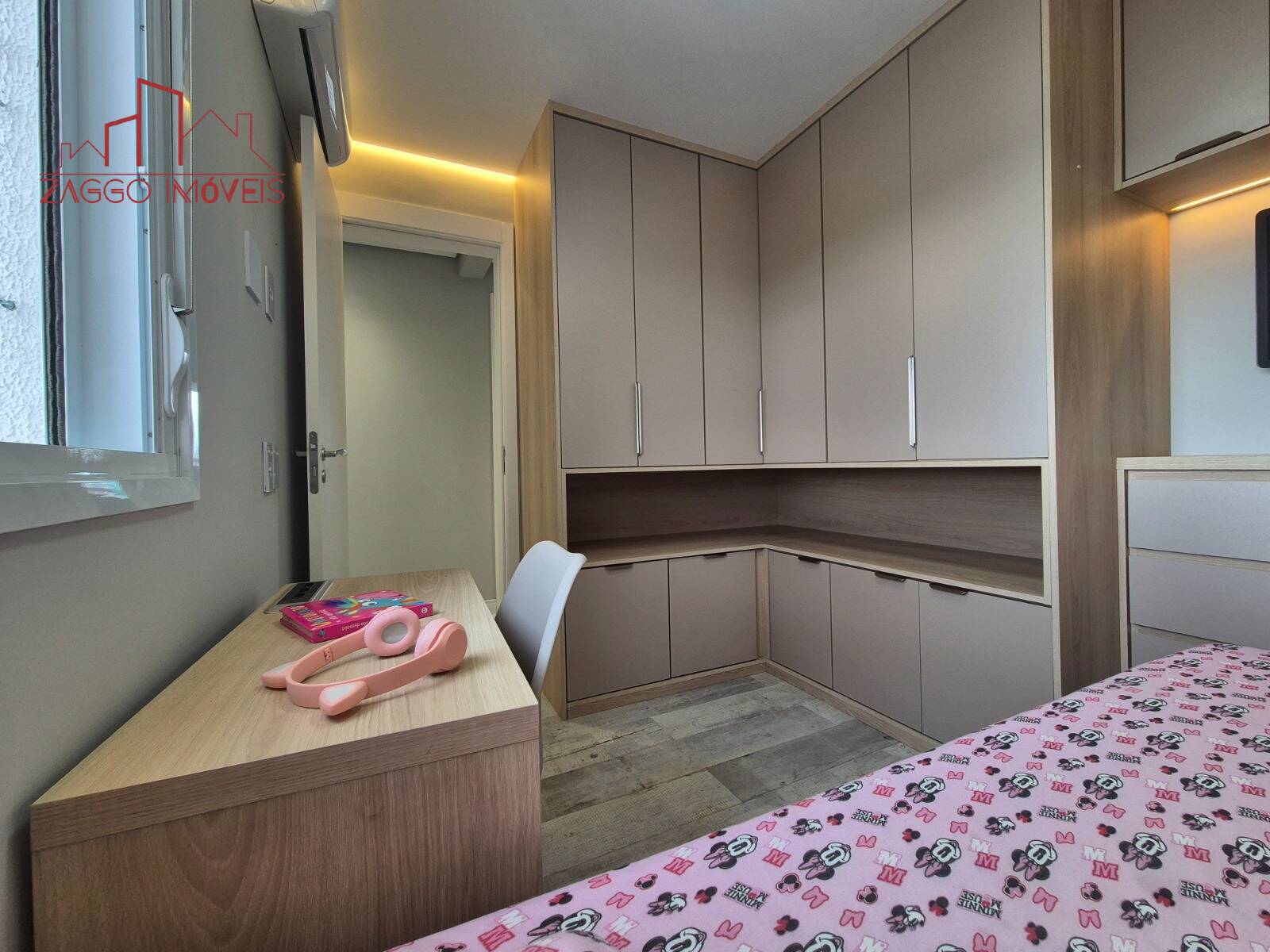Lindo Apartamento no Condomínio Monumento Sao Paulo