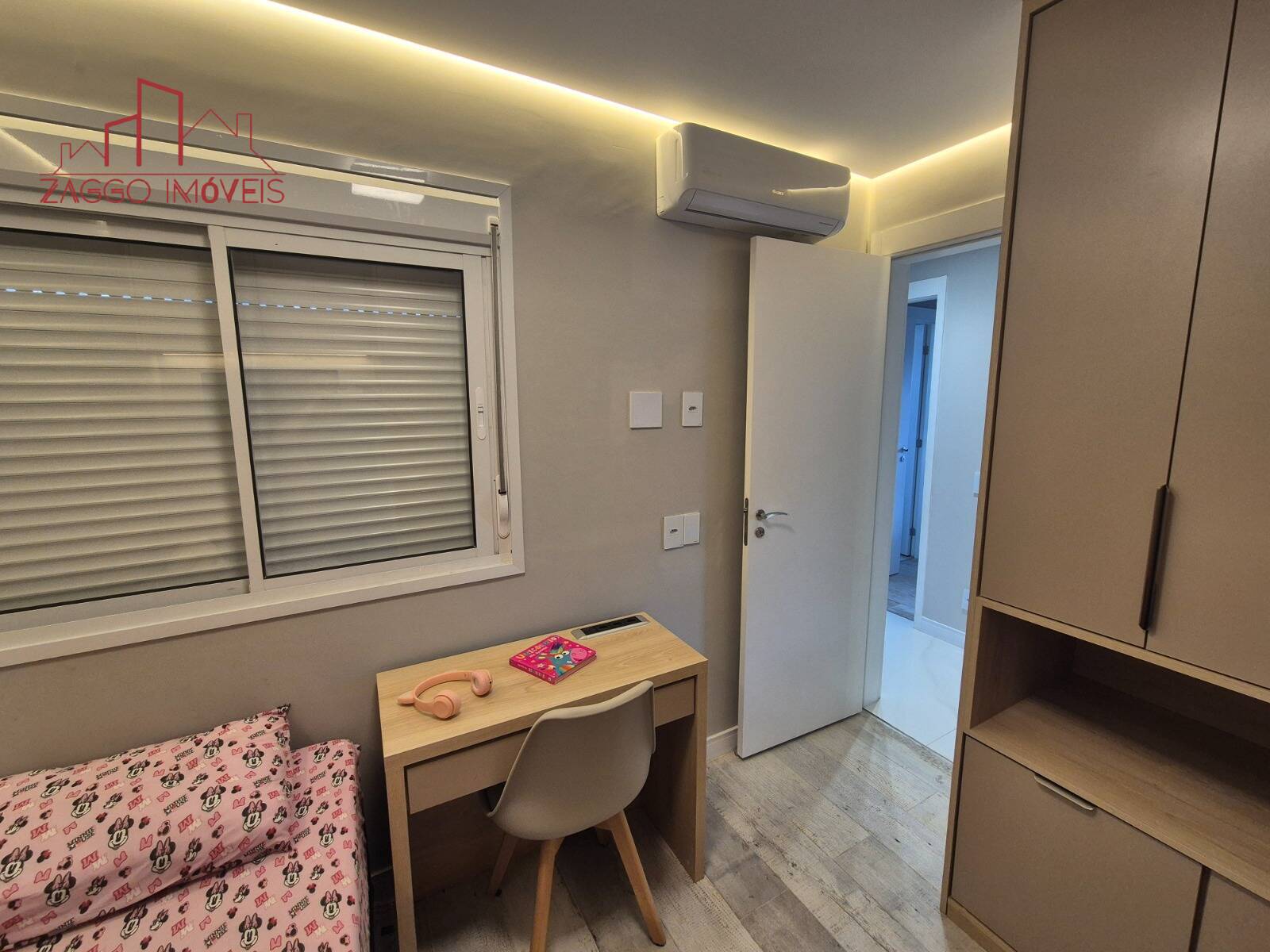 Lindo Apartamento no Condomínio Monumento Sao Paulo