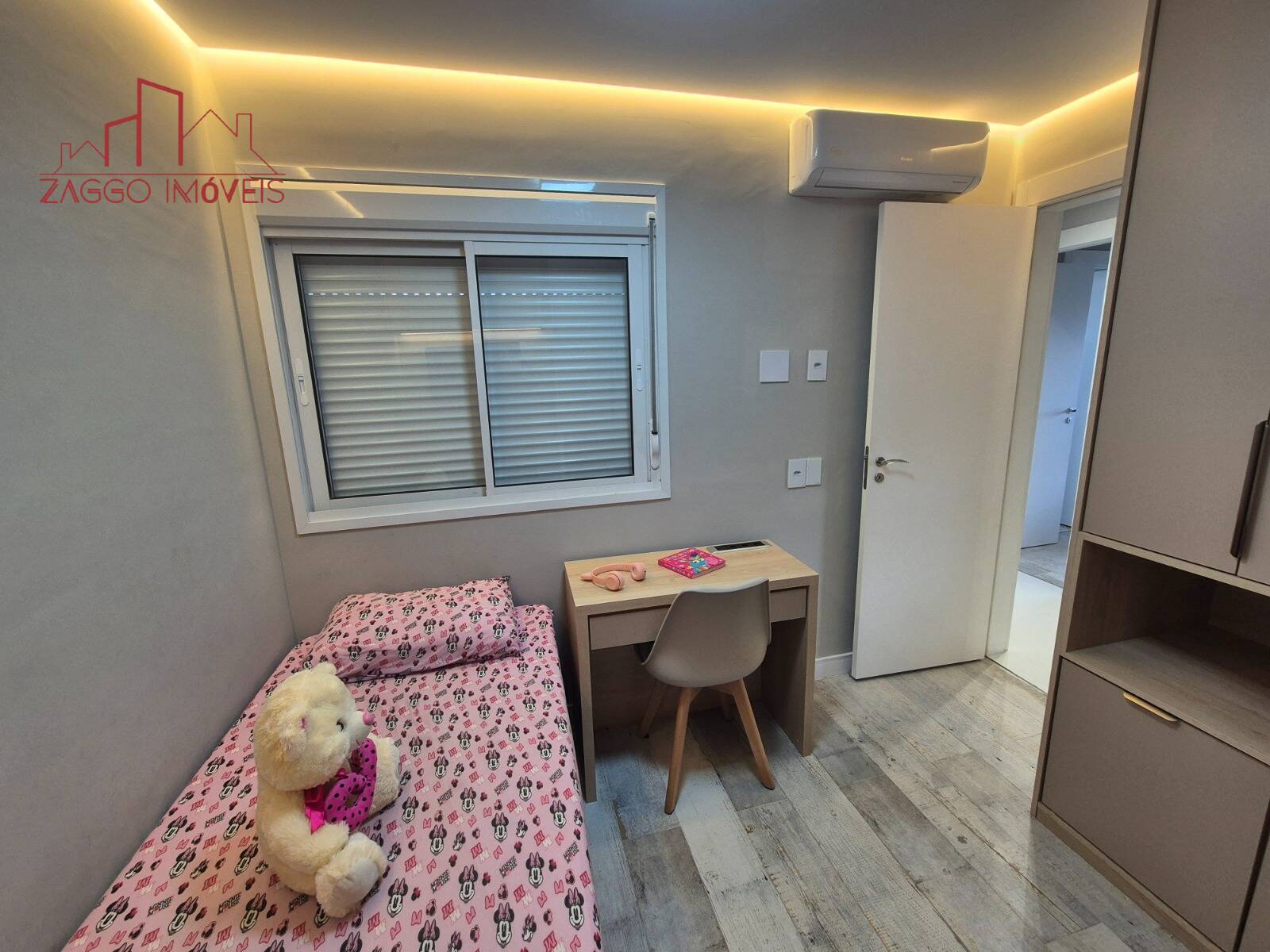 Lindo Apartamento no Condomínio Monumento Sao Paulo