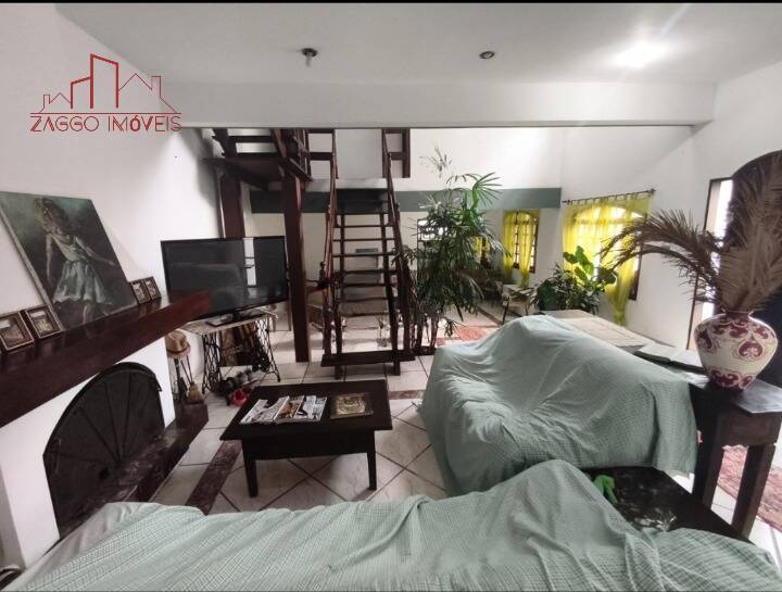 Oportunidade Casa Condomínio 3 suítes. - 6 vagas - Prive no Morumbi Sul.