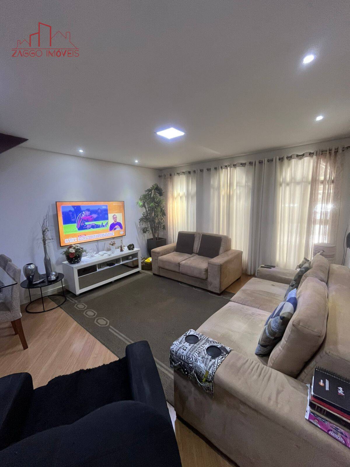 OPORTUNIDADE! Casa no Condomínio Andreas - 180m²