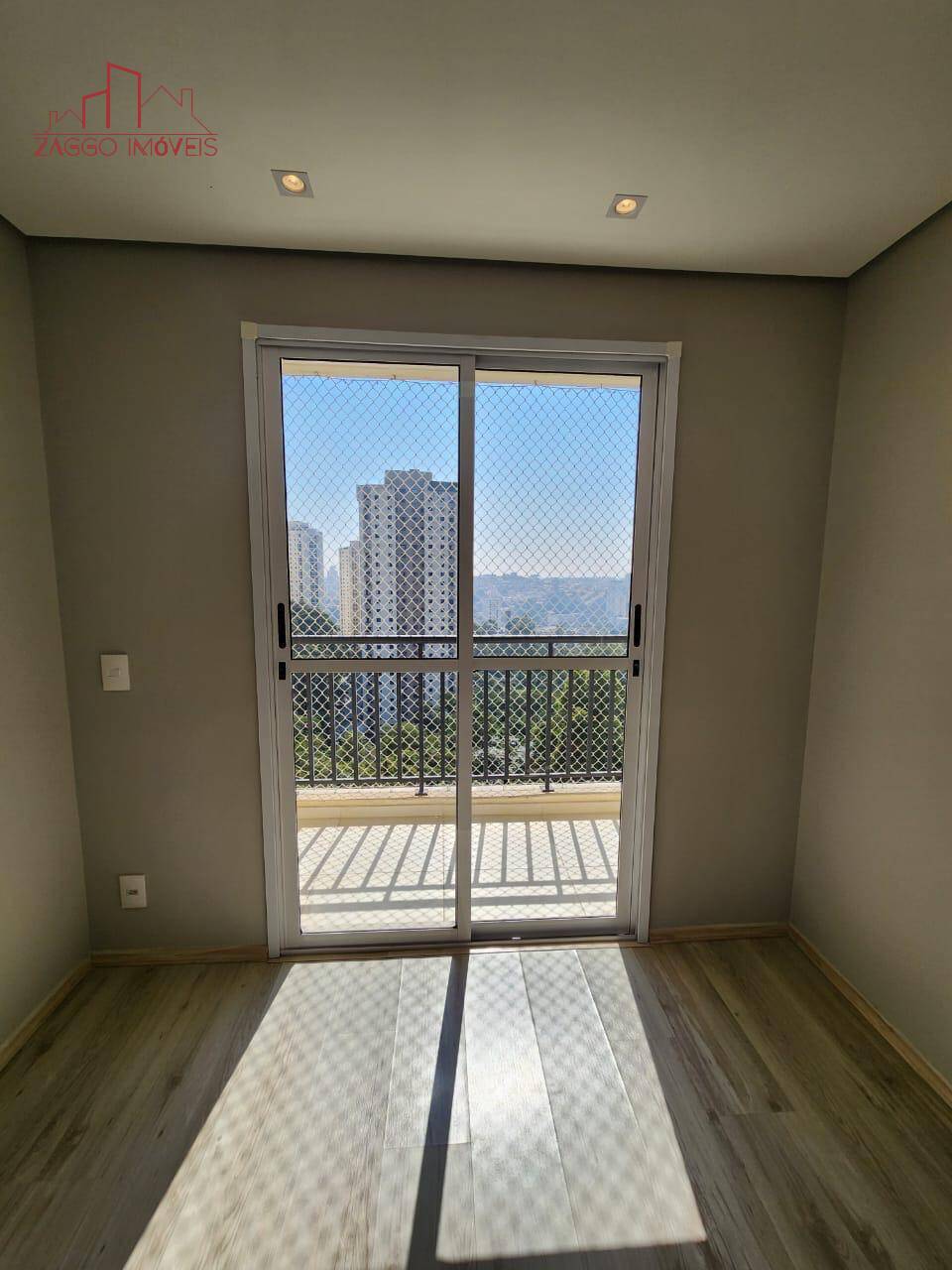 Lindo Apartamento em Taboão da Serra - 60 m² - 2 Dorms.